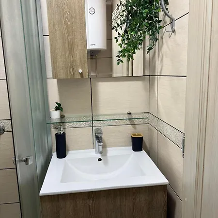 Apartman6 Zivkovic 아파트 *